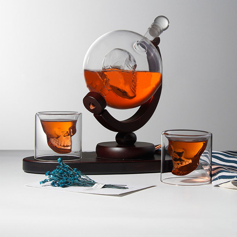 Decanter Globe Set - Skull Globe Whiskey-Dekanter-Set, Gaopeng-Silikonglasflasche mit Kiefernbasis,